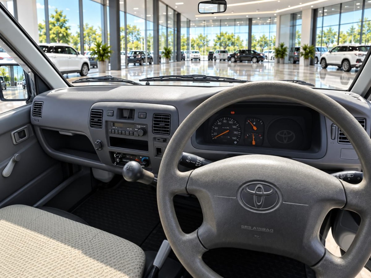 Truck image 10