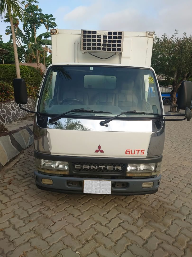 2028 Mitsubishi CANTER