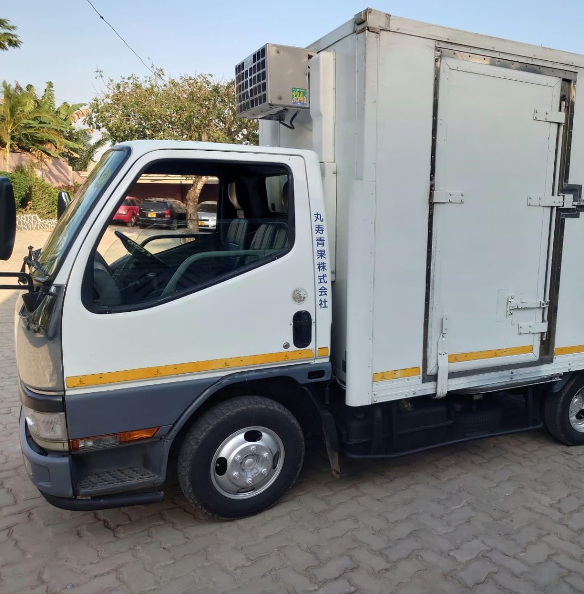 2028 Mitsubishi CANTER