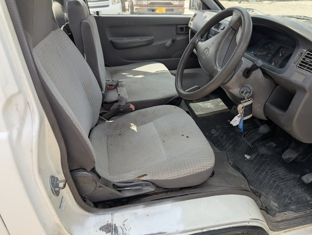 Truck image 13
