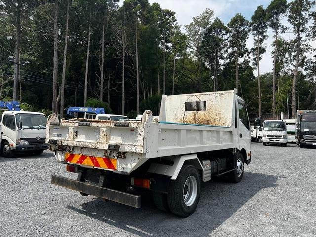 Truck image 5
