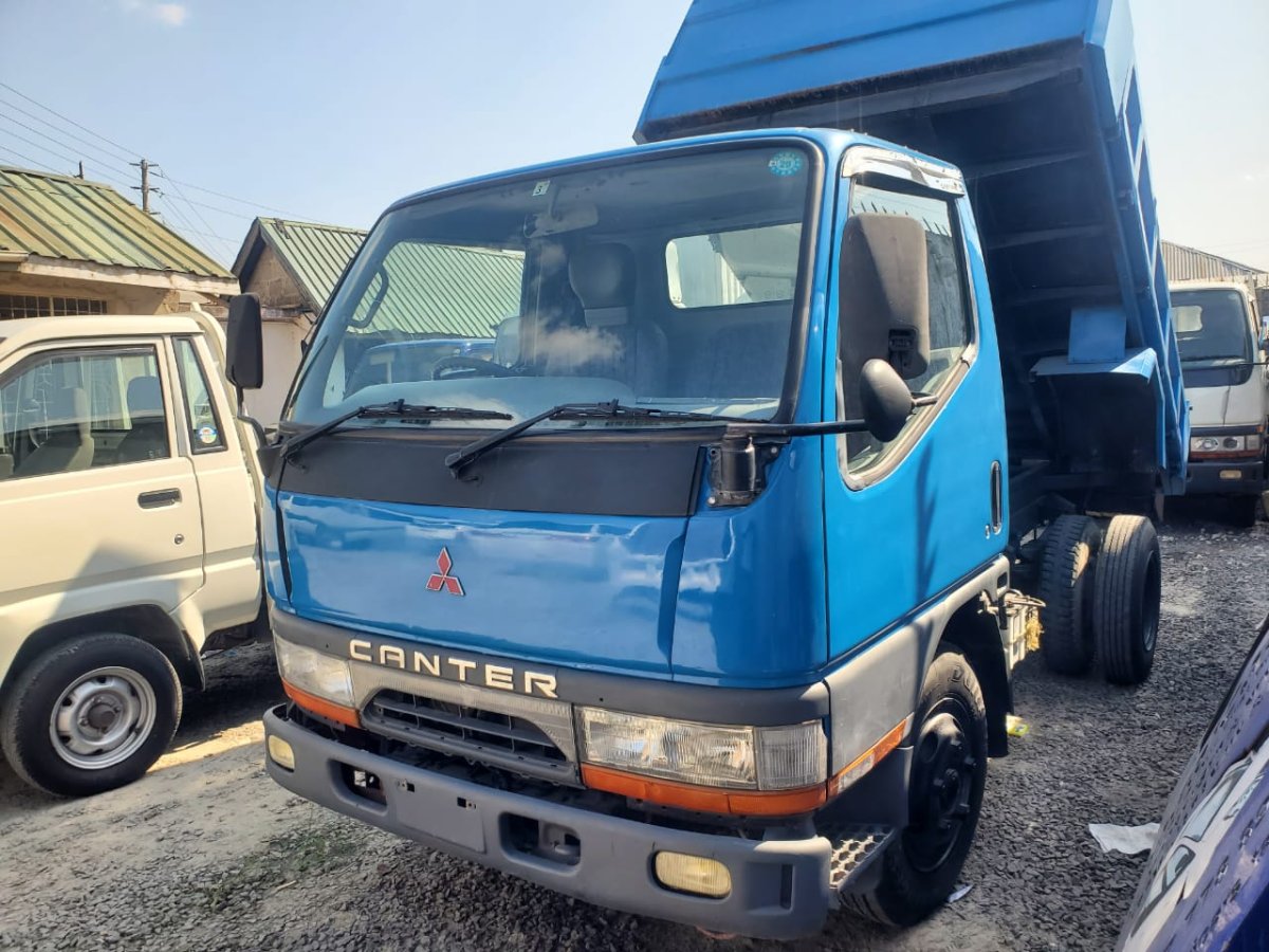 1998 Mitsubishi CANTER