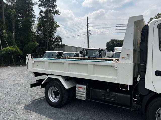 Truck image 7