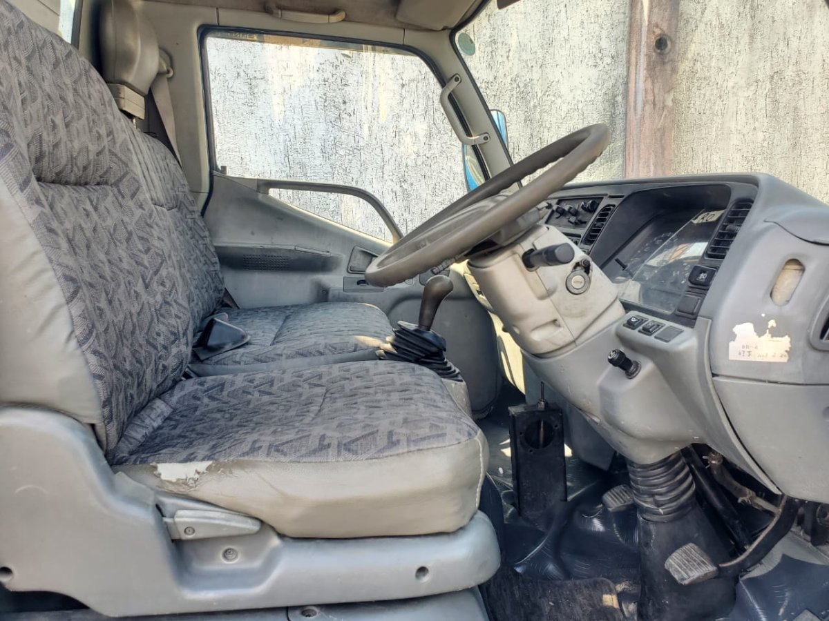 1998 Mitsubishi CANTER
