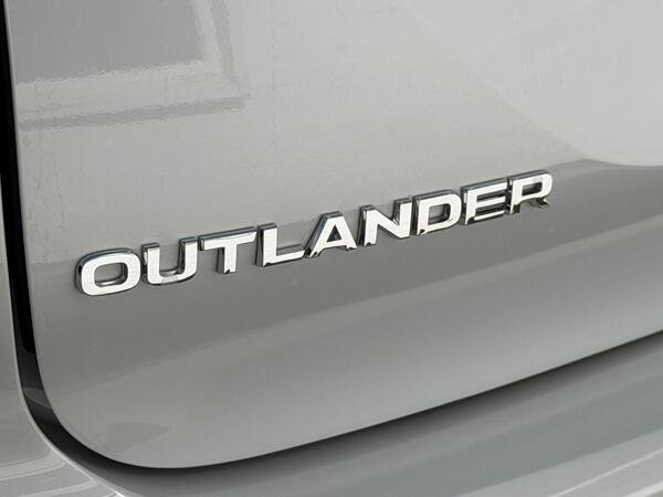 2026 Mitsubishi Outlander PHEV
