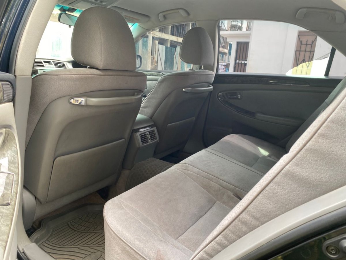2004 Toyota Crown
