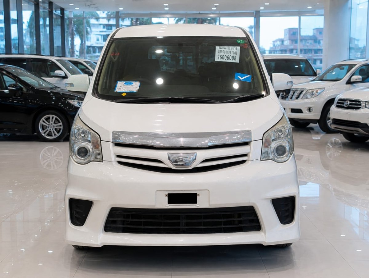 2010 Toyota Noah Petrol