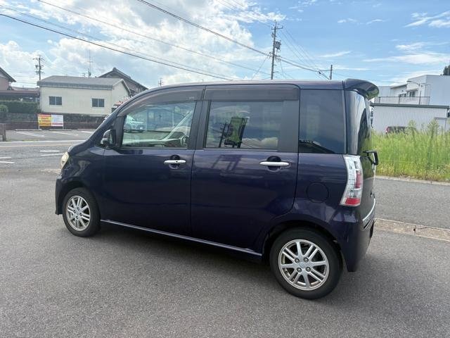 2012 Daihatsu Ayla