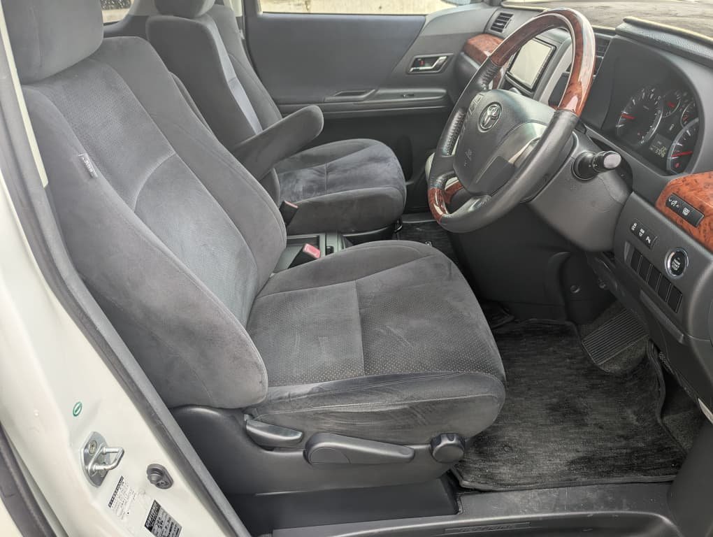 2009 Toyota VELLFIRE