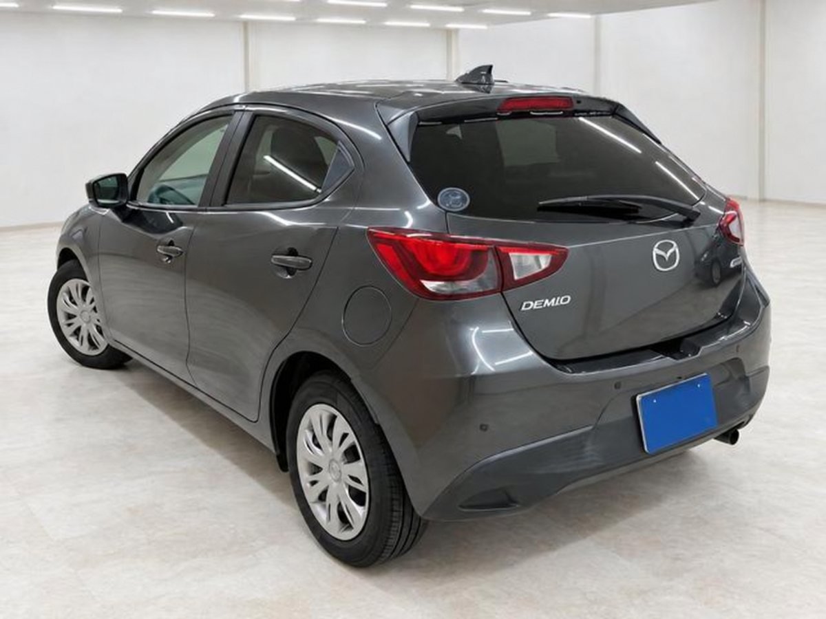2018 Mazda DEMIO