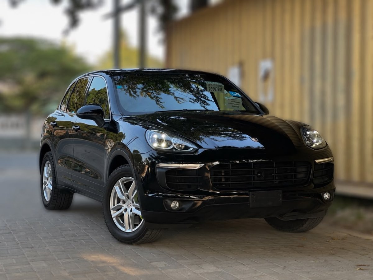 2016 Porsche Cayenne E-Hybrid
