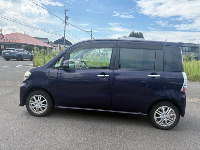 2012 Daihatsu Ayla