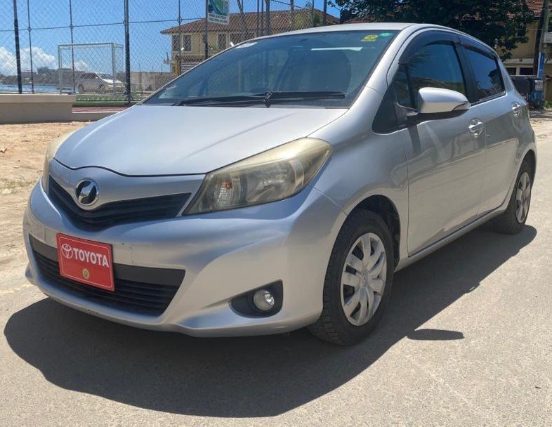 2006 Toyota Vitz
