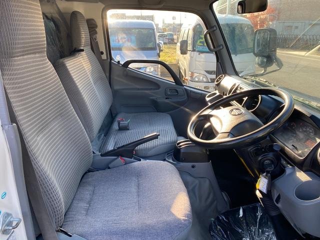 2016 Hino Dutro