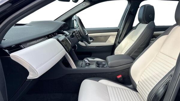 2026 Land Rover Discovery Sport