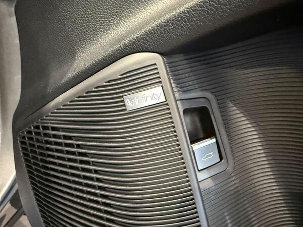 2025 BYD Seal U