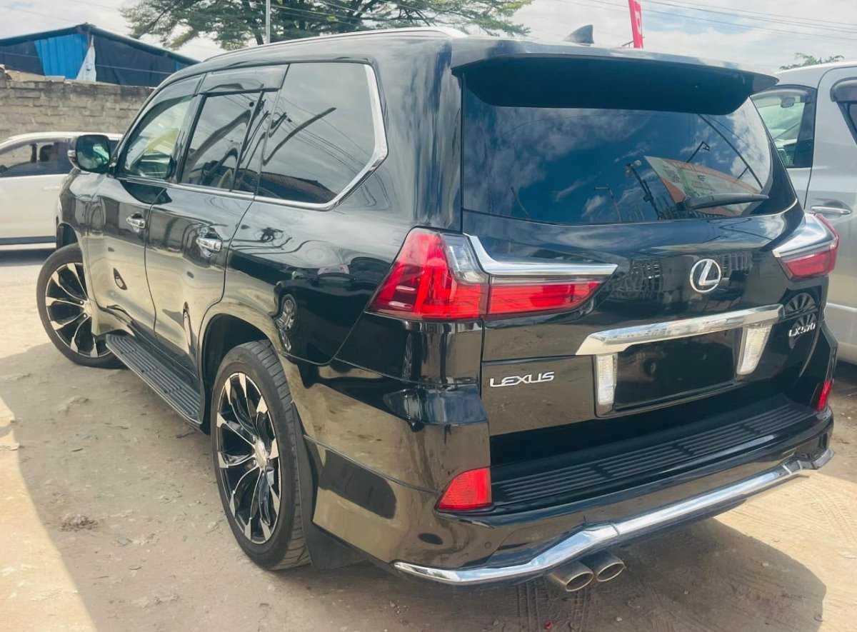 2017 Lexus LX