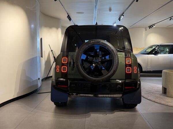 2026 Land Rover Defender