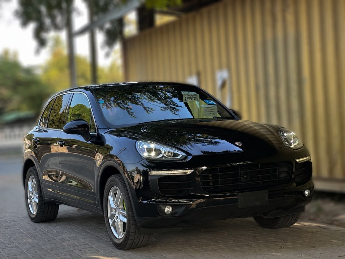 2016 Porsche Cayenne E-Hybrid