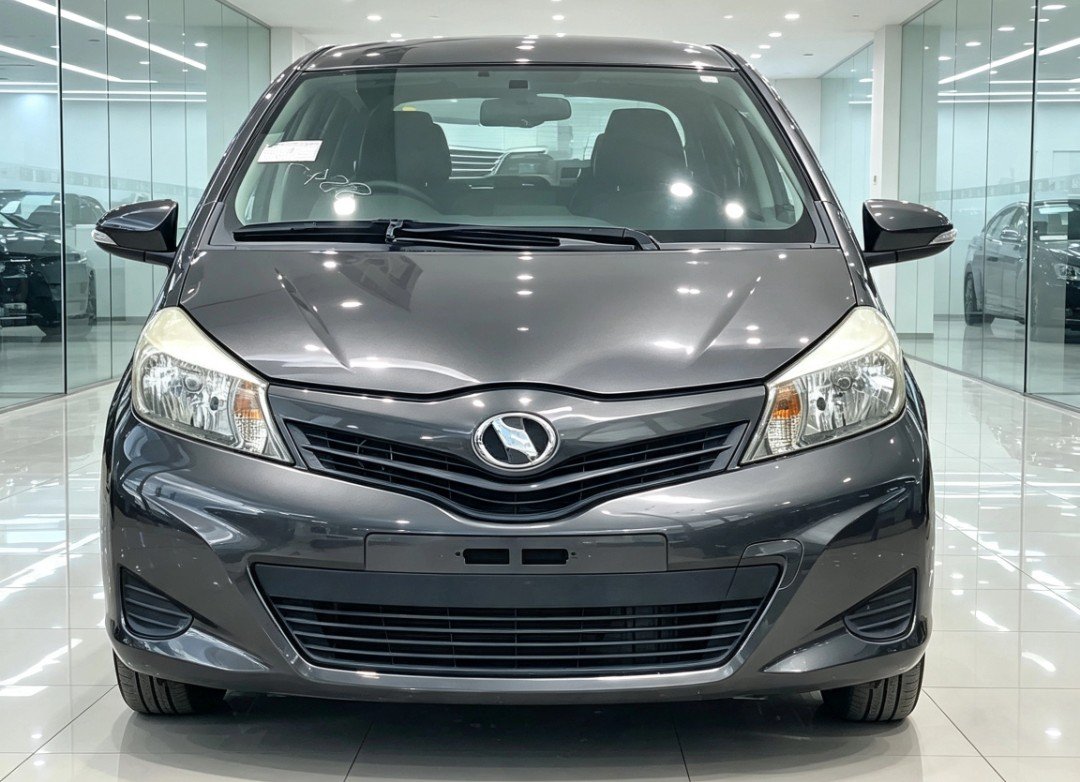 2011 Toyota Vitz Petrol