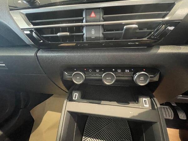 2026 Citroën C4