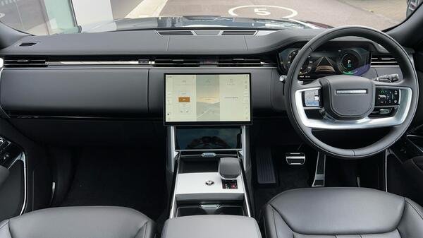 2026 Land Rover Range Rover