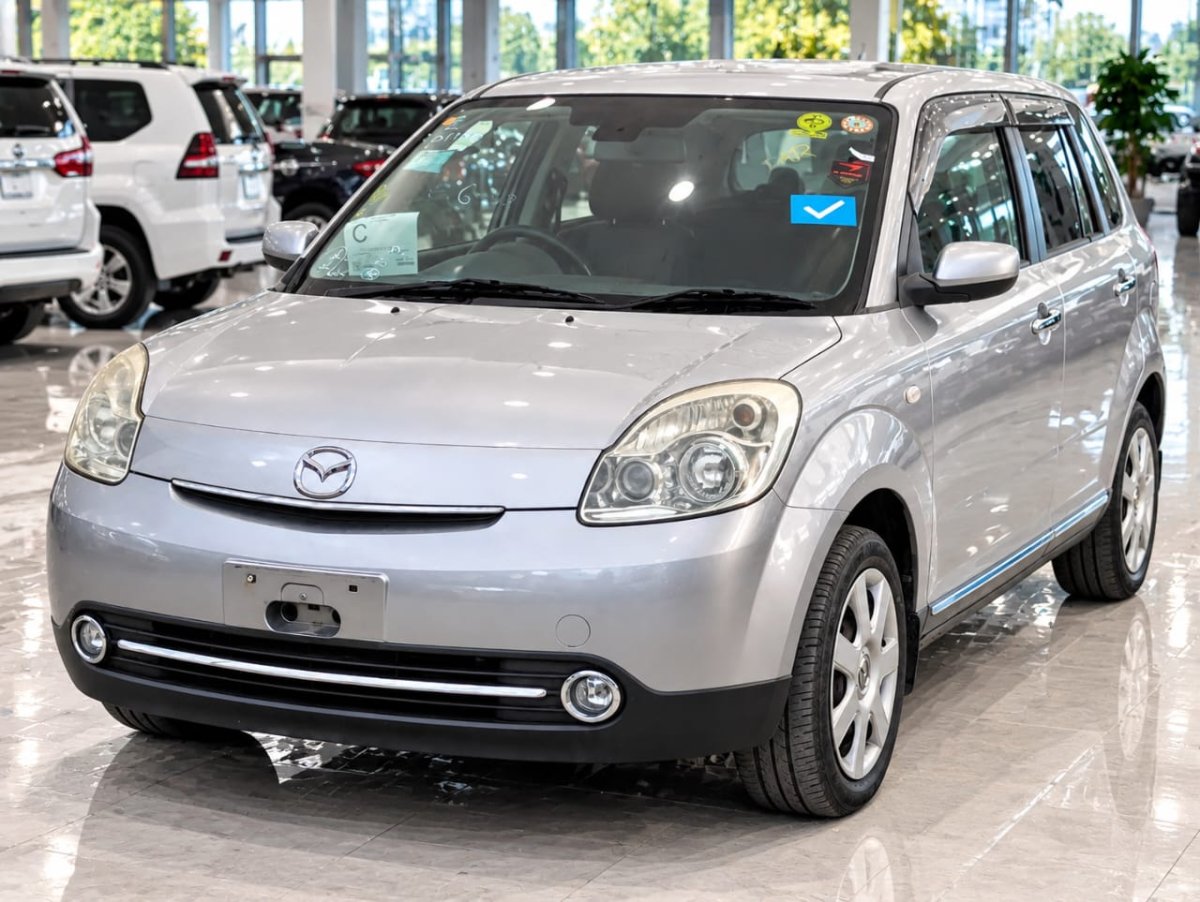 2009 Mazda Verisa