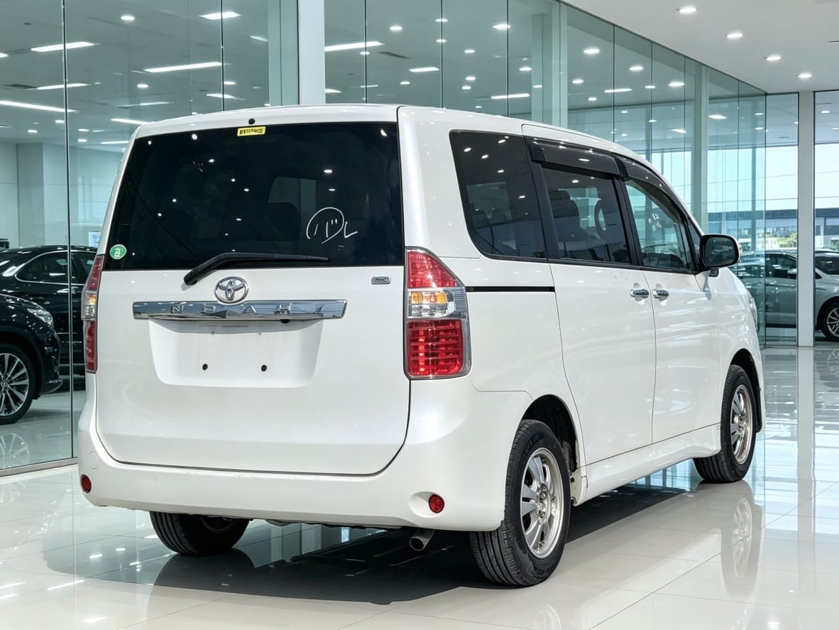2009 Toyota Noah