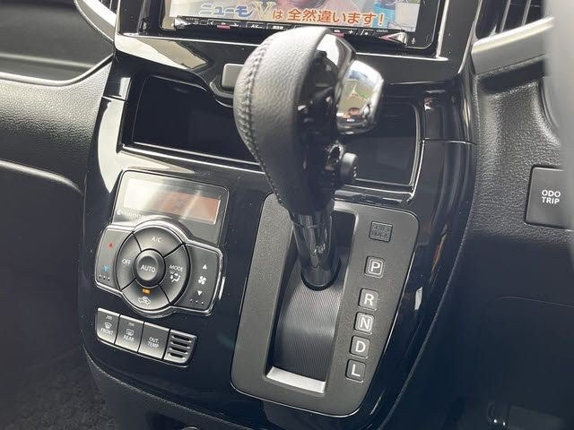 2016 Mitsubishi DELICA D:2