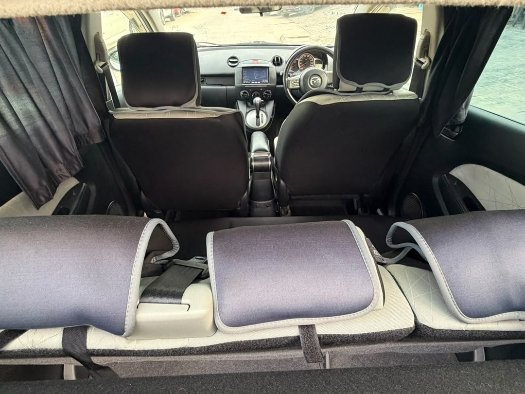 2013 Mazda DEMIO