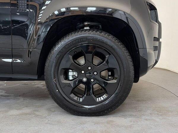 2026 Land Rover Defender