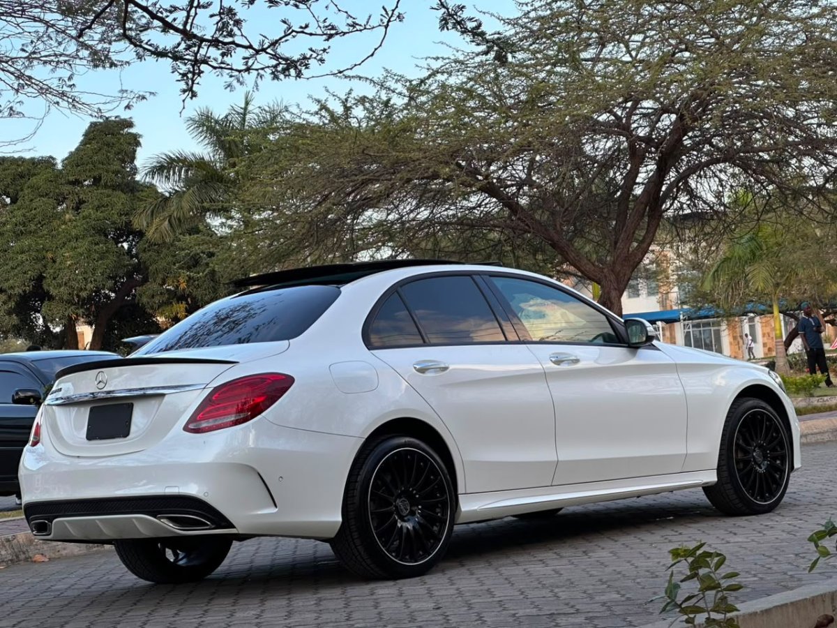 2014 Mercedes-Benz C-Class