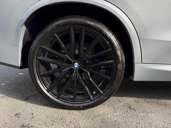 2025 BMW X5