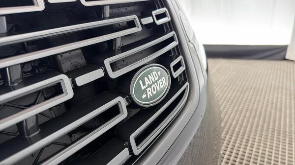 2026 Land Rover Range Rover Velar