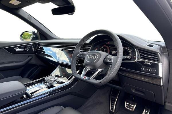 2026 Audi Q8