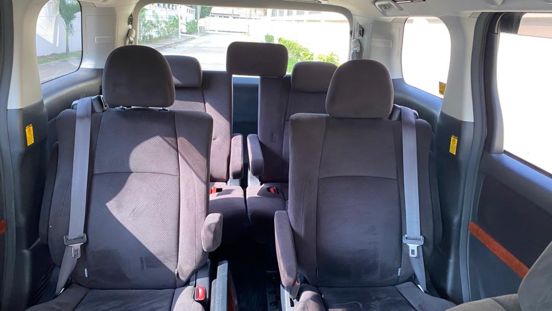 2010 Toyota VELLFIRE
