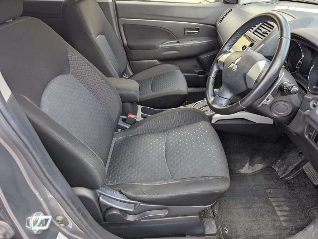 2012 Mitsubishi RVR