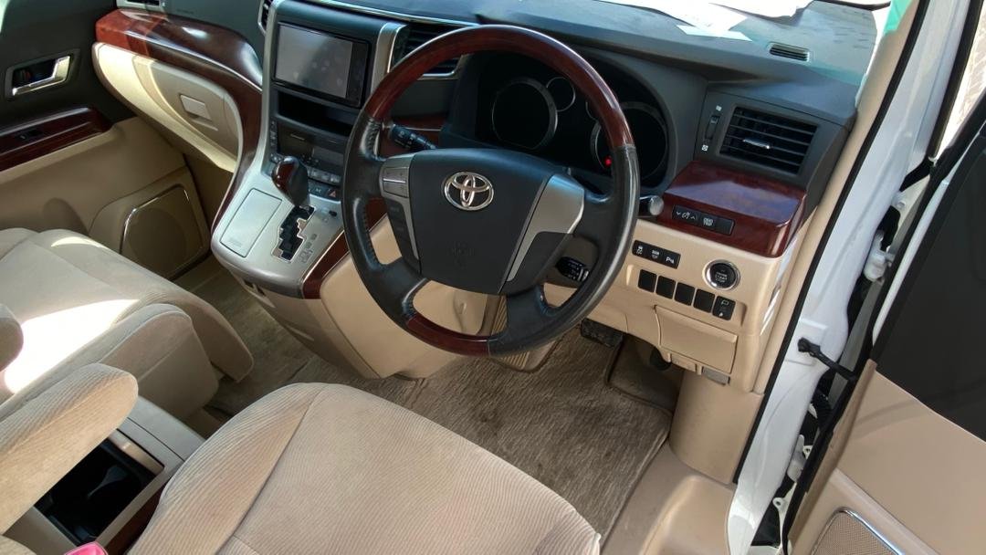 2008 Toyota ALPHARD 