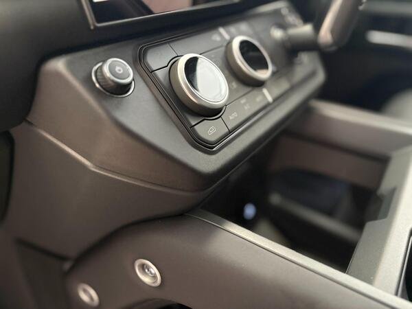 2026 Land Rover Defender