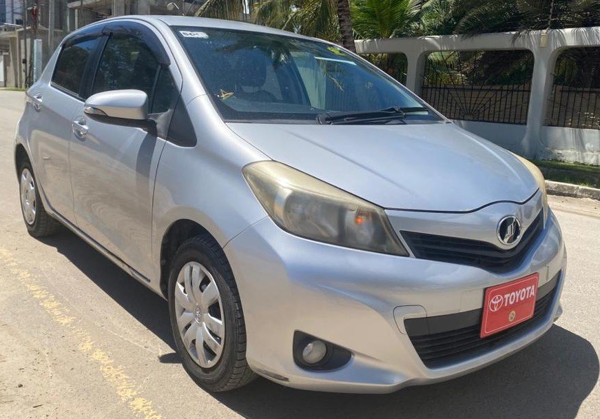 2006 Toyota Vitz