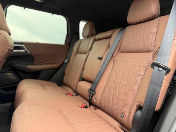 2026 Mitsubishi Outlander PHEV
