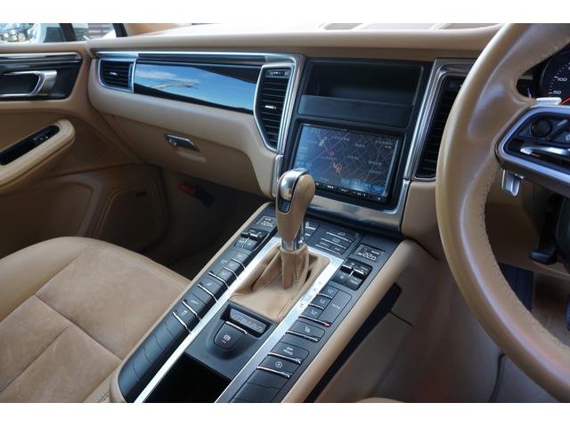 2015 Porsche Macan