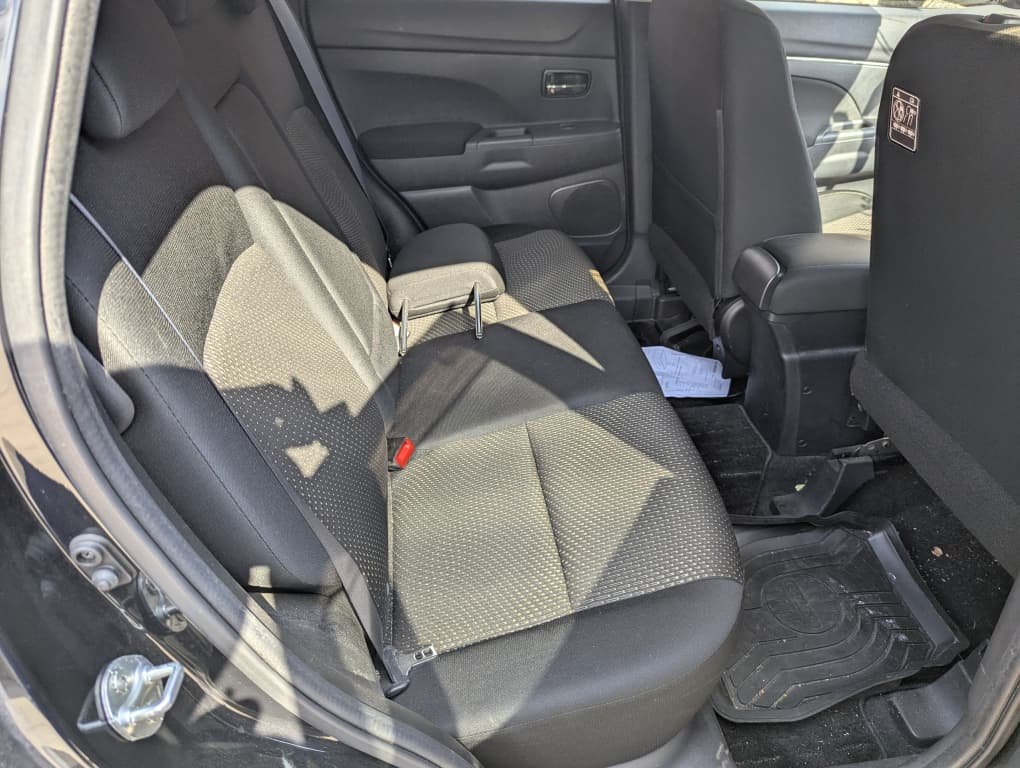 2015 Mitsubishi RVR