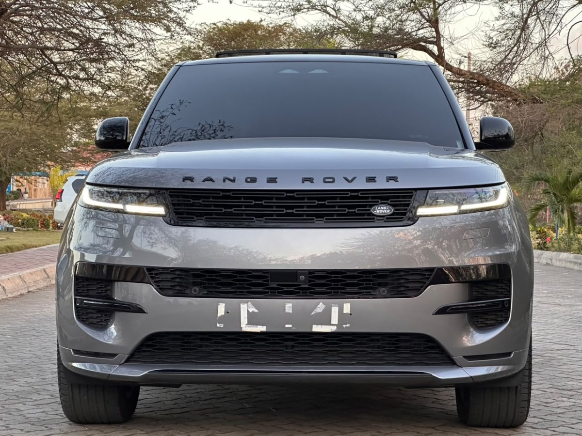 2025 Land Rover Range Rover Sport