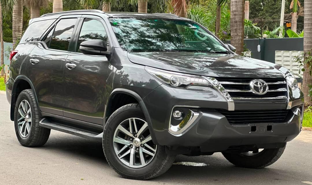 2019 Toyota FORTUNER Diesel