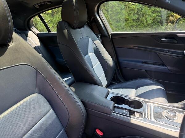 2015 Jaguar XE