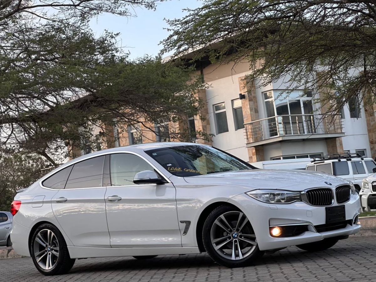 2013 BMW 3 Series