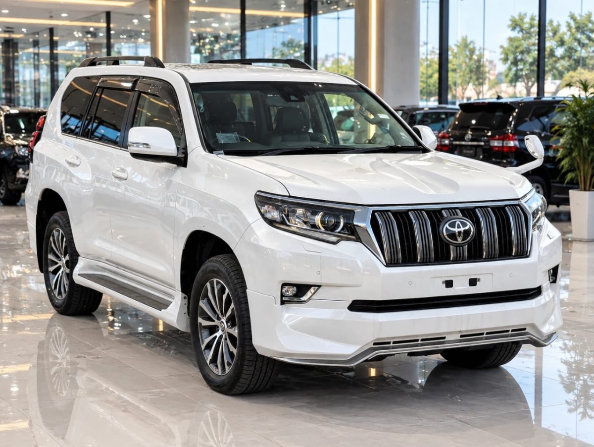 2021 Toyota LAND CRUISER PRADO