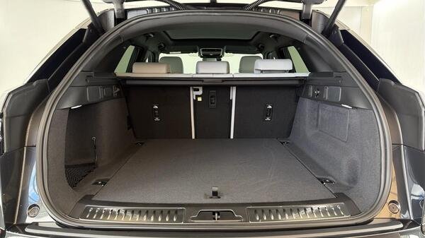 2026 Land Rover Range Rover Velar