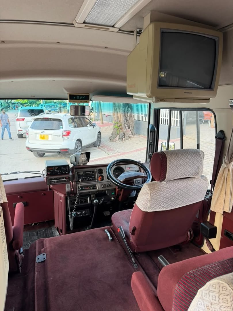 2000 Nissan CIVILIAN BUS